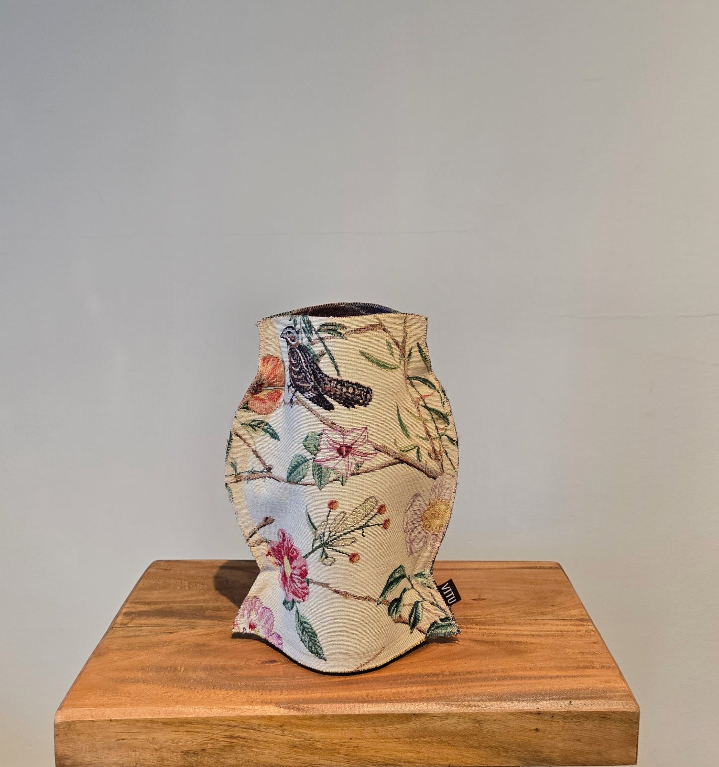 X BEIGE - S | VITU VASE COVER